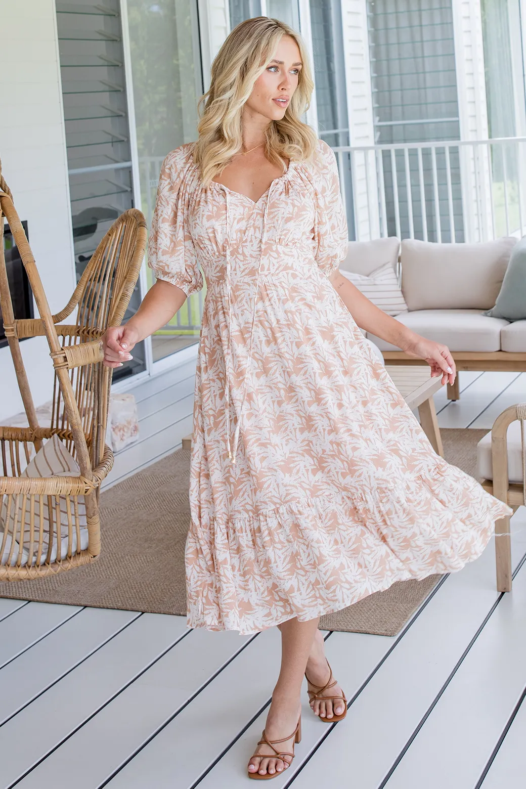 Kylie Midi Dress Castaway Print Latte