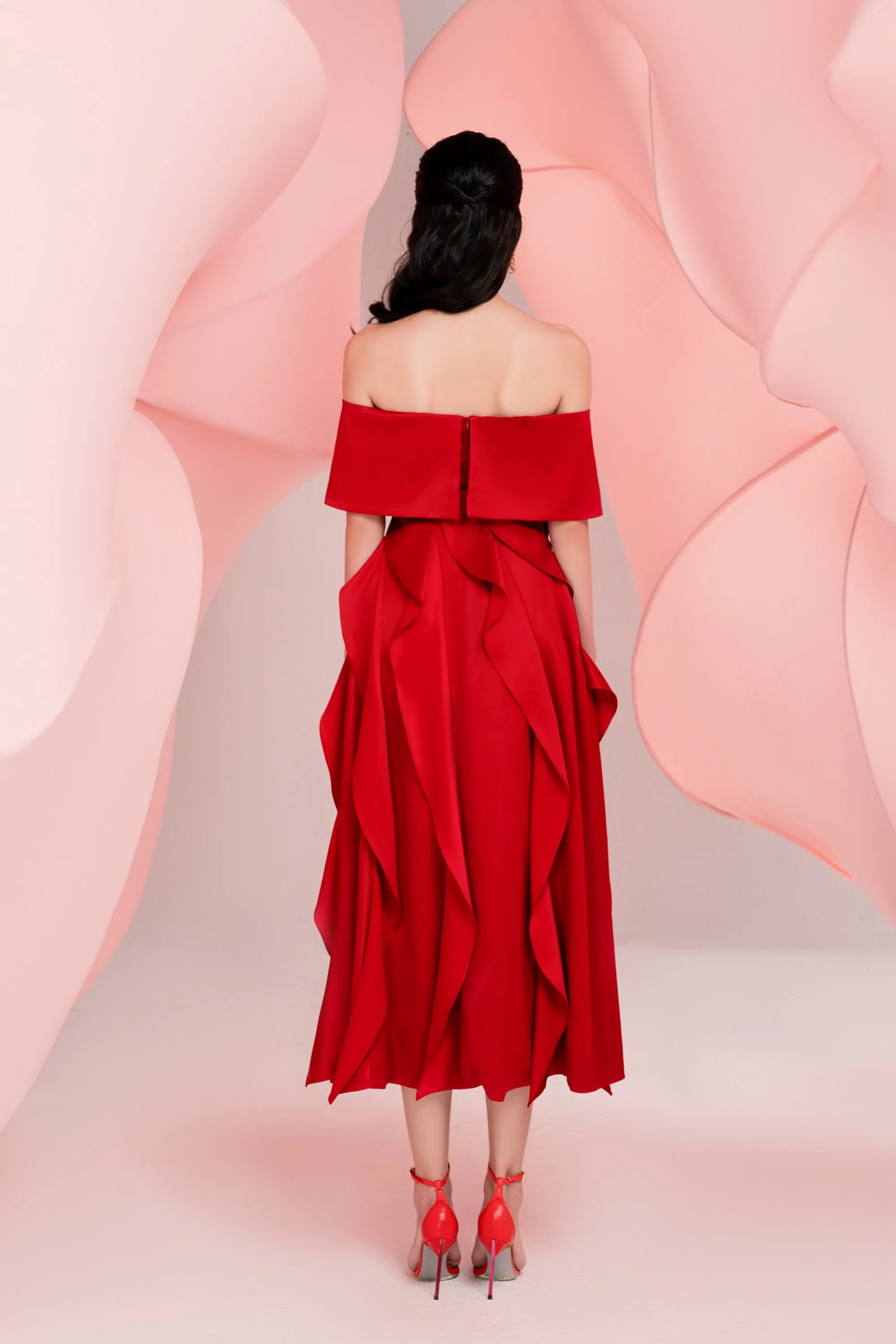 Martina Ruffle Lines Midi Dress