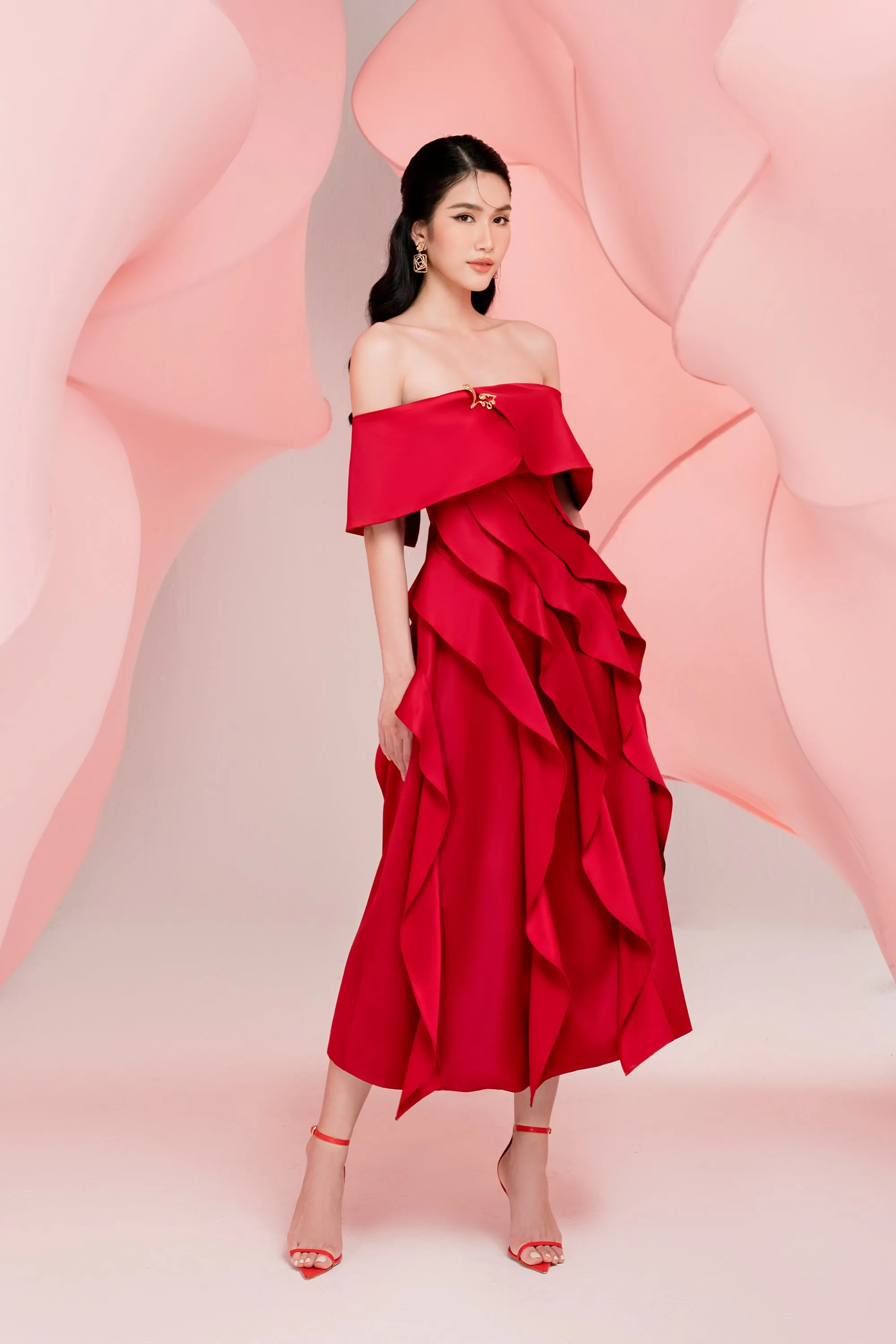 Martina Ruffle Lines Midi Dress