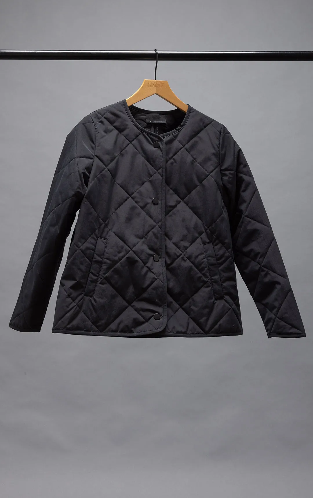 QUILTED PRIMALOFT CROPPED JACKET